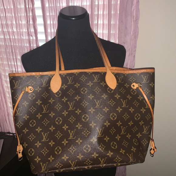louis vuitton neverfull beige interior
